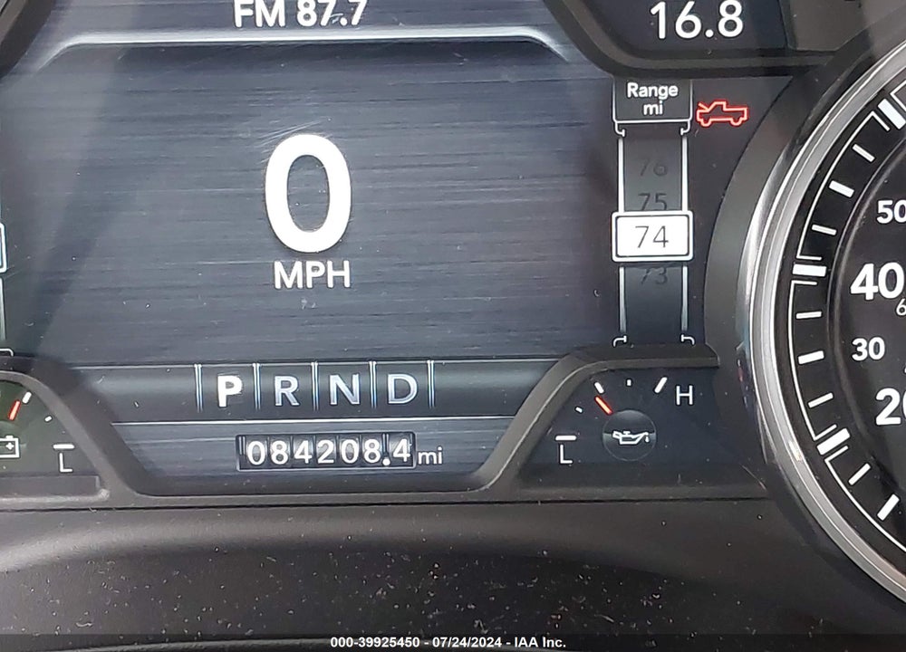 2019 RAM 1500 LAIE  4X4 5'7 BOX VIN: 1C6SRFJT2KN786813