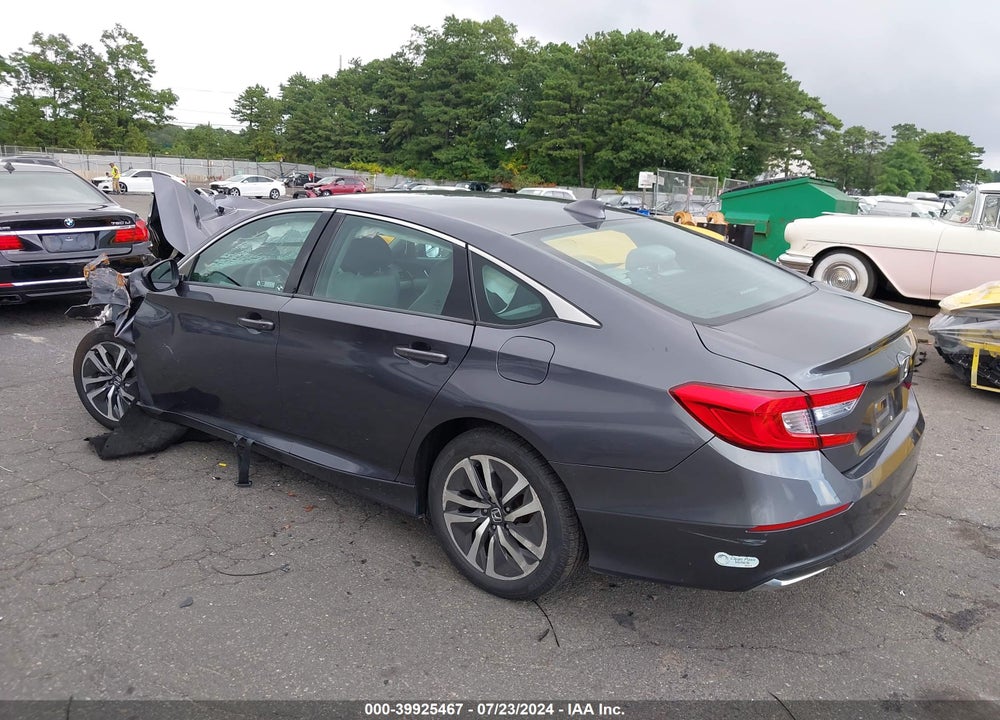 2018 HONDA ACCORD HYBRID VIN: 1HGCV3F1XJA007552