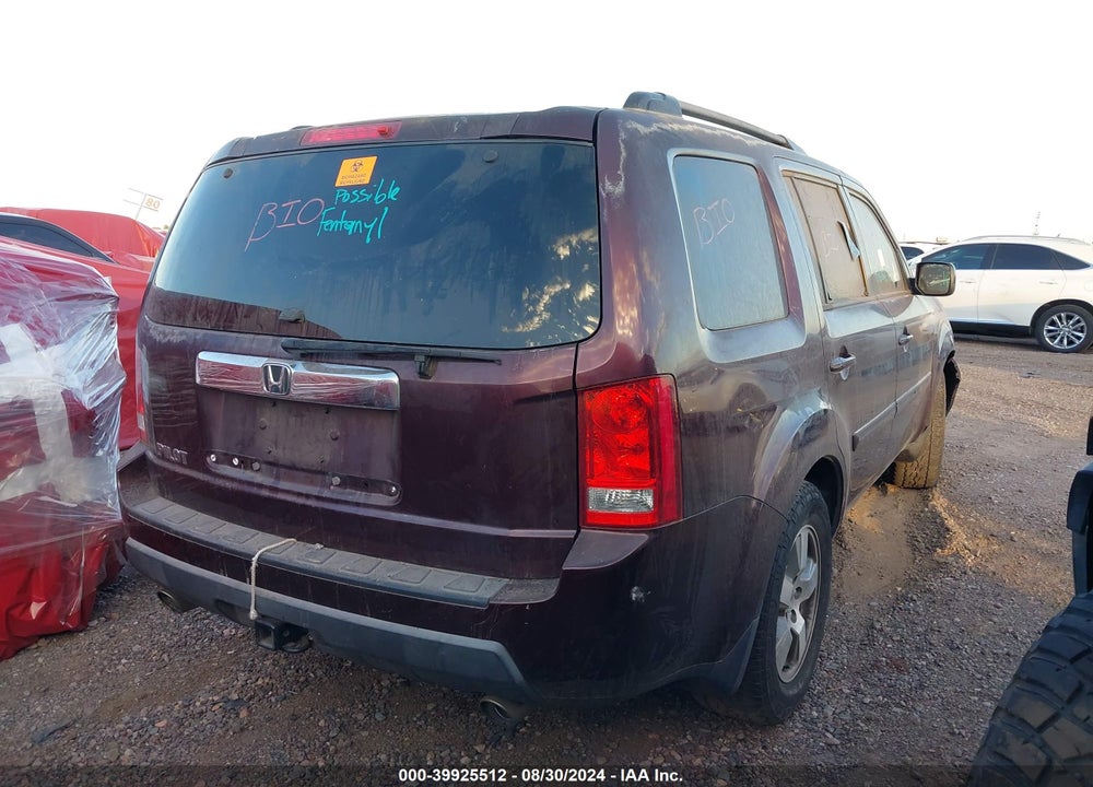 2011 HONDA PILOT EX VIN: 5FNYF3H4XBB045879