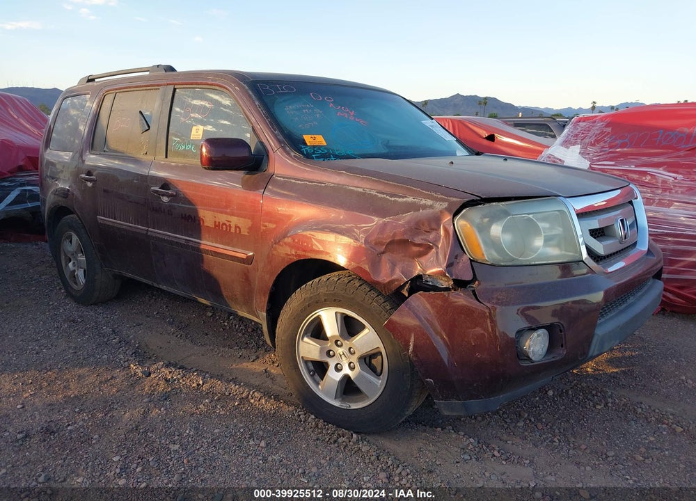 2011 HONDA PILOT EX VIN: 5FNYF3H4XBB045879