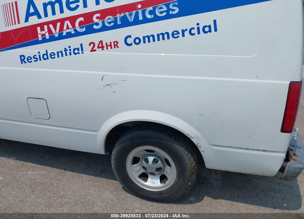 2002 CHEVROLET ASTRO VIN: 1GCDM19X52B145408