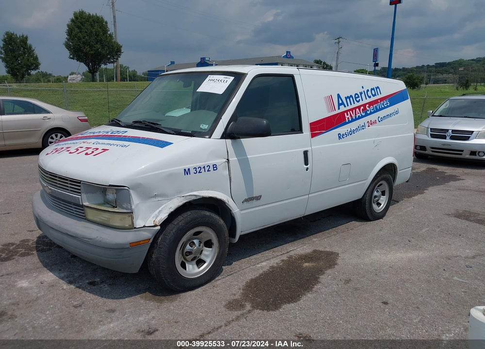 2002 CHEVROLET ASTRO VIN: 1GCDM19X52B145408