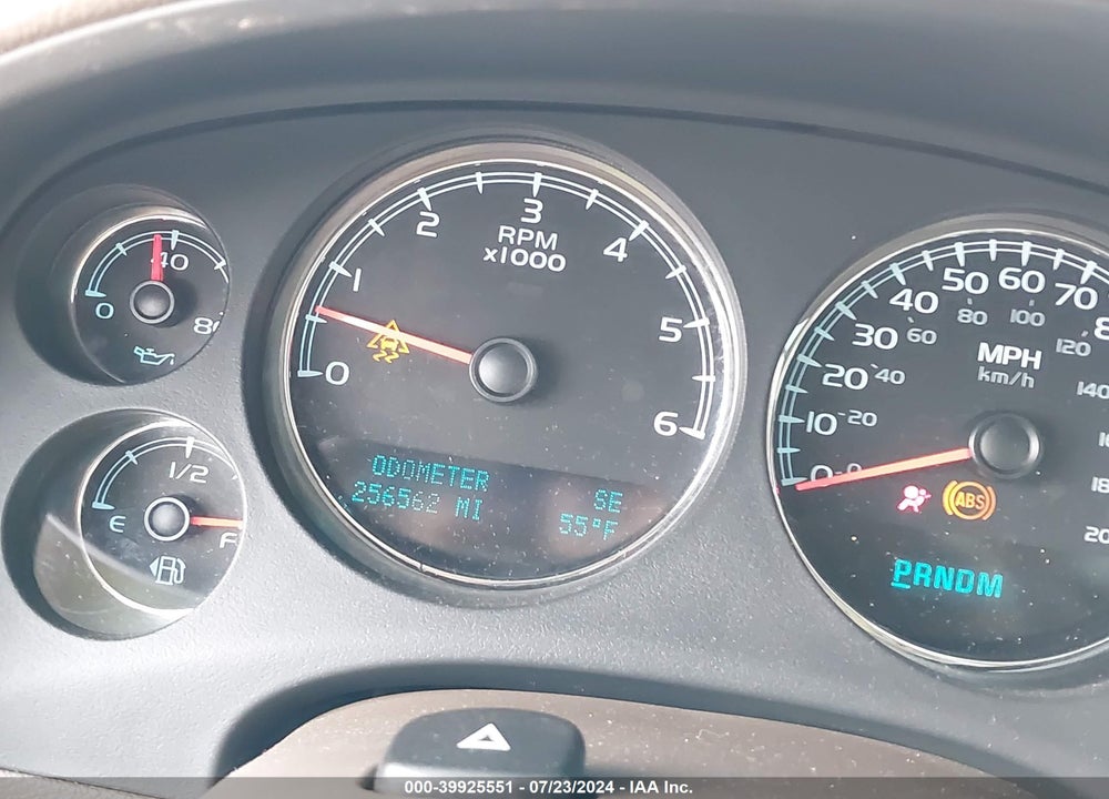 2009 CHEVROLET SUBURBAN 1500 LTZ VIN: 1GNFC36049J126130