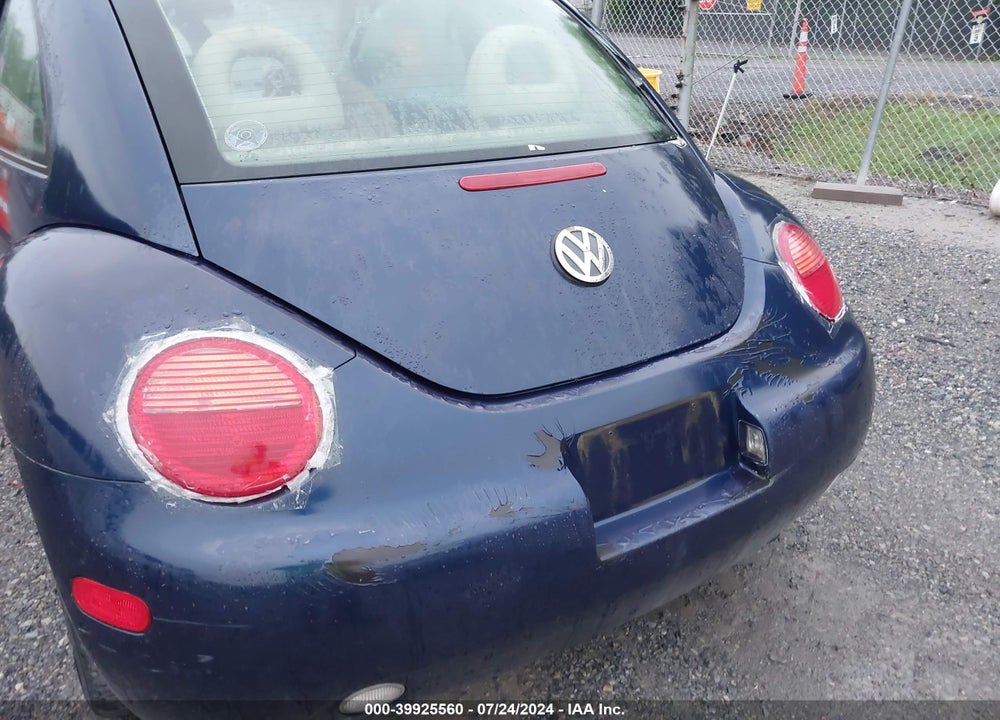 1999 VOLKSWAGEN NEW BEETLE GLS VIN: 3VWCC21C0XM460174