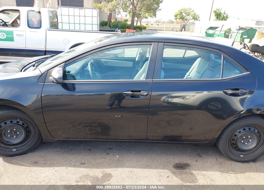 2016 TOYOTA COROLLA LE VIN: 5YFBURHE6GP494561