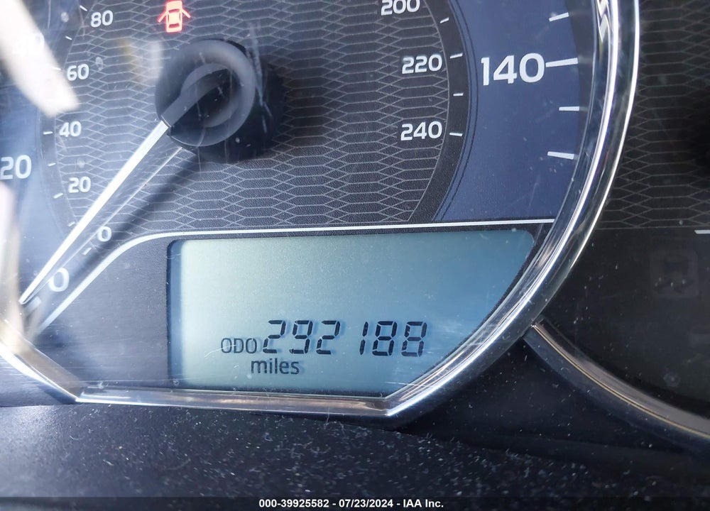 2016 TOYOTA COROLLA LE VIN: 5YFBURHE6GP494561