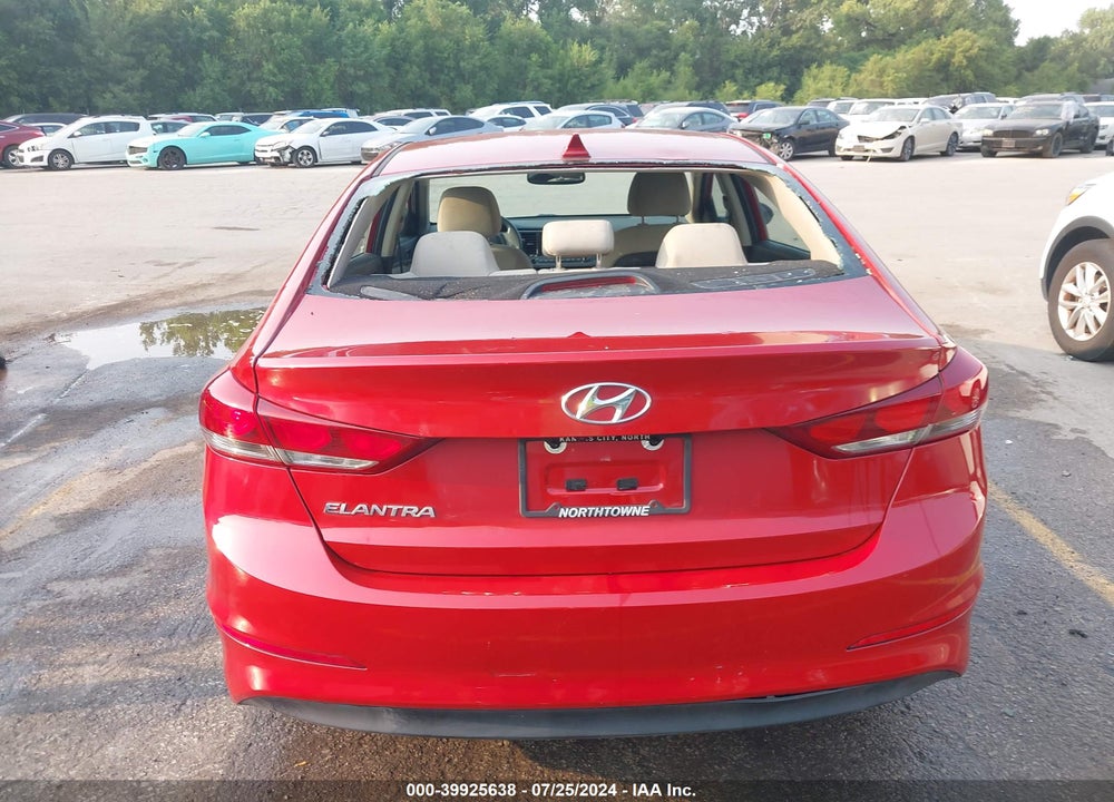 2018 HYUNDAI ELANTRA SEL VIN: 5NPD84LF2JH380769