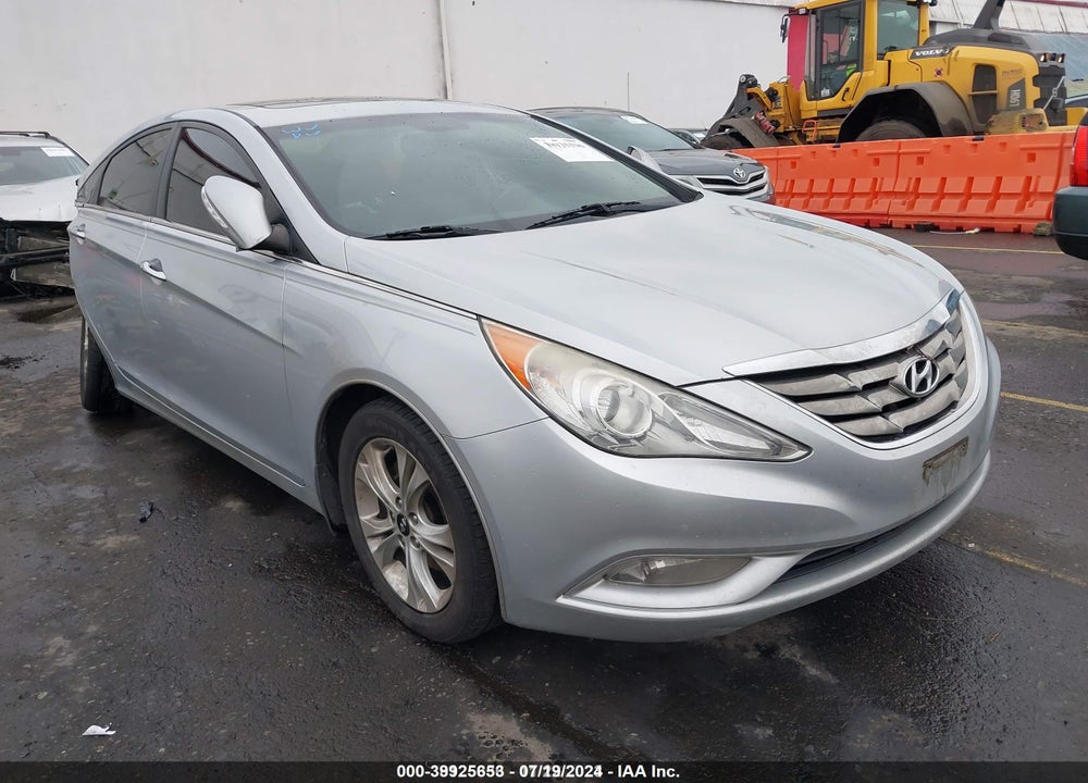 2011 HYUNDAI SONATA LIMITED VIN: 5NPEC4AC2BH173232