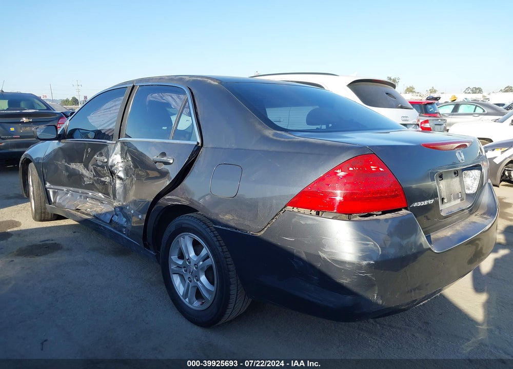 2007 HONDA ACCORD 2.4 LX VIN: JHMCM56497C025978
