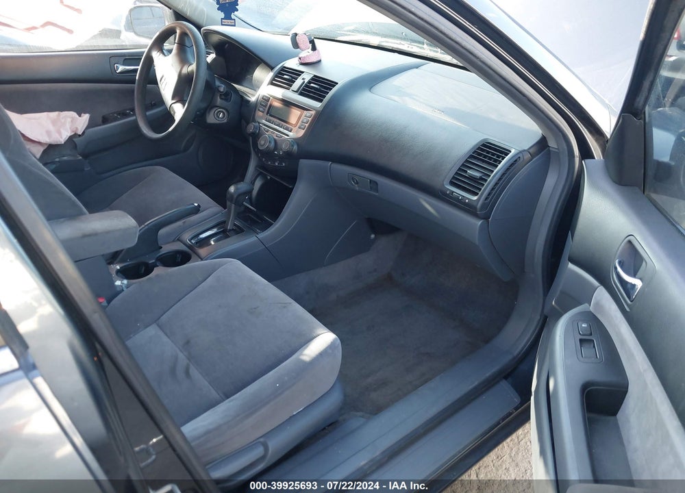 2007 HONDA ACCORD 2.4 LX VIN: JHMCM56497C025978