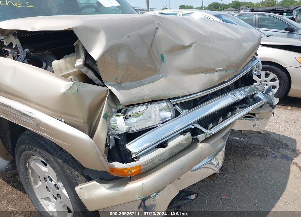 2006 CHEVROLET TAHOE LT VIN: 1GNEC13T66R102147