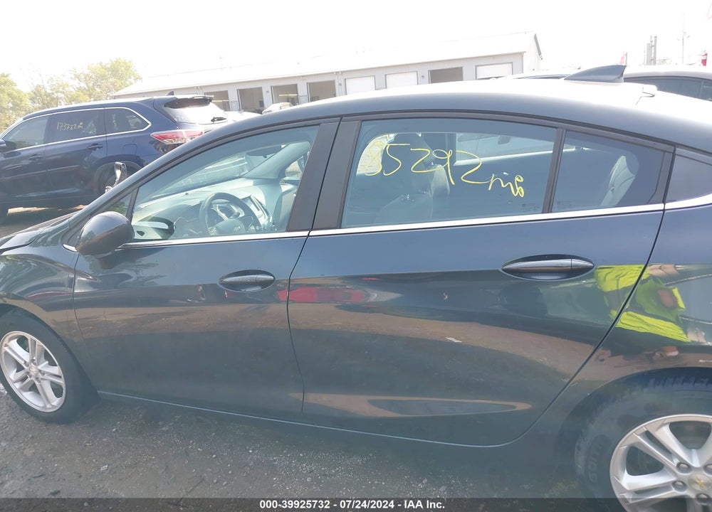 2017 CHEVROLET CRUZE LT AUTO VIN: 1G1BE5SM3H7178536
