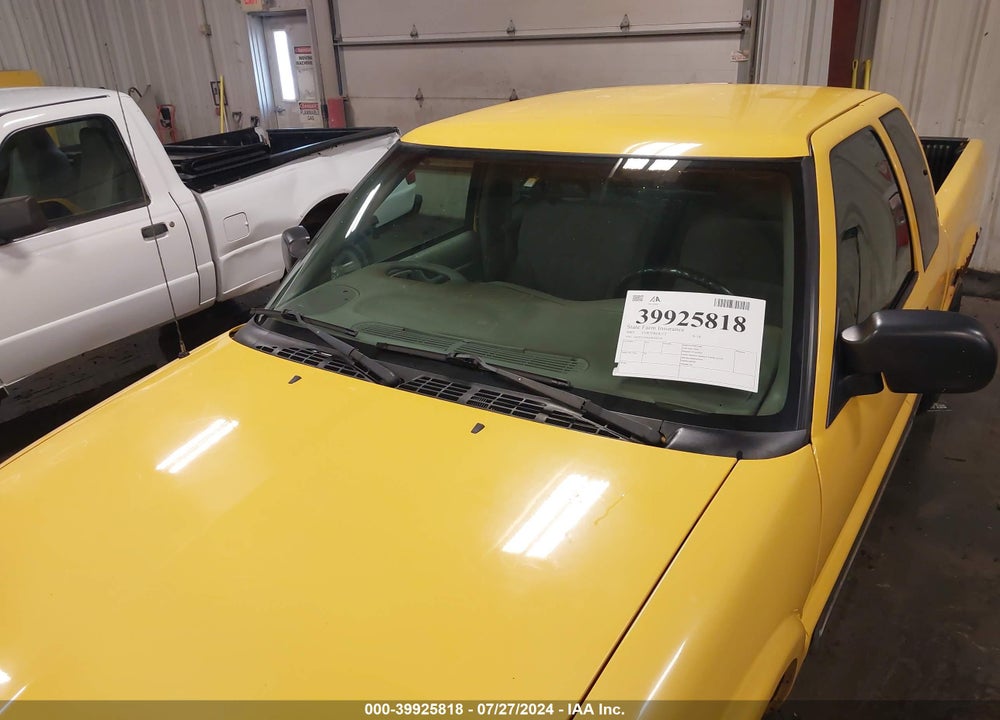 2003 CHEVROLET S-10 LS VIN: 1GCDT19X438256730