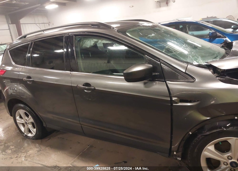 2016 FORD ESCAPE SE VIN: 1FMCU9GX1GUA30485