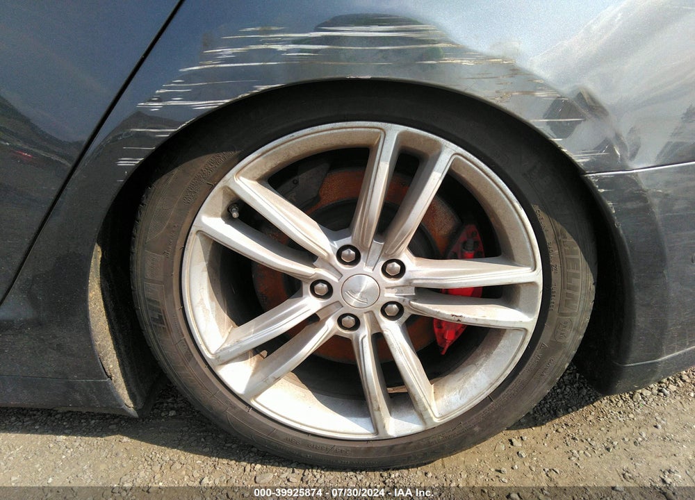 2015 TESLA MODEL S 70D/85D/P85D VIN: 5YJSA1H22FFP69014