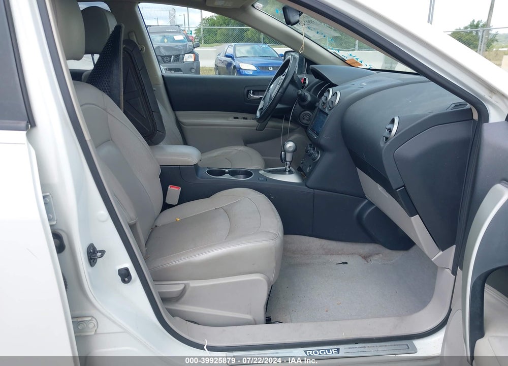 2012 NISSAN ROGUE SV W/SL PKG VIN: JN8AS5MT1CW275981