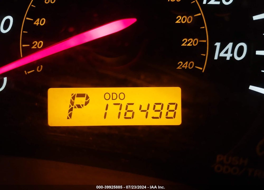 2010 TOYOTA COROLLA S VIN: 1NXBU4EE2AZ201266