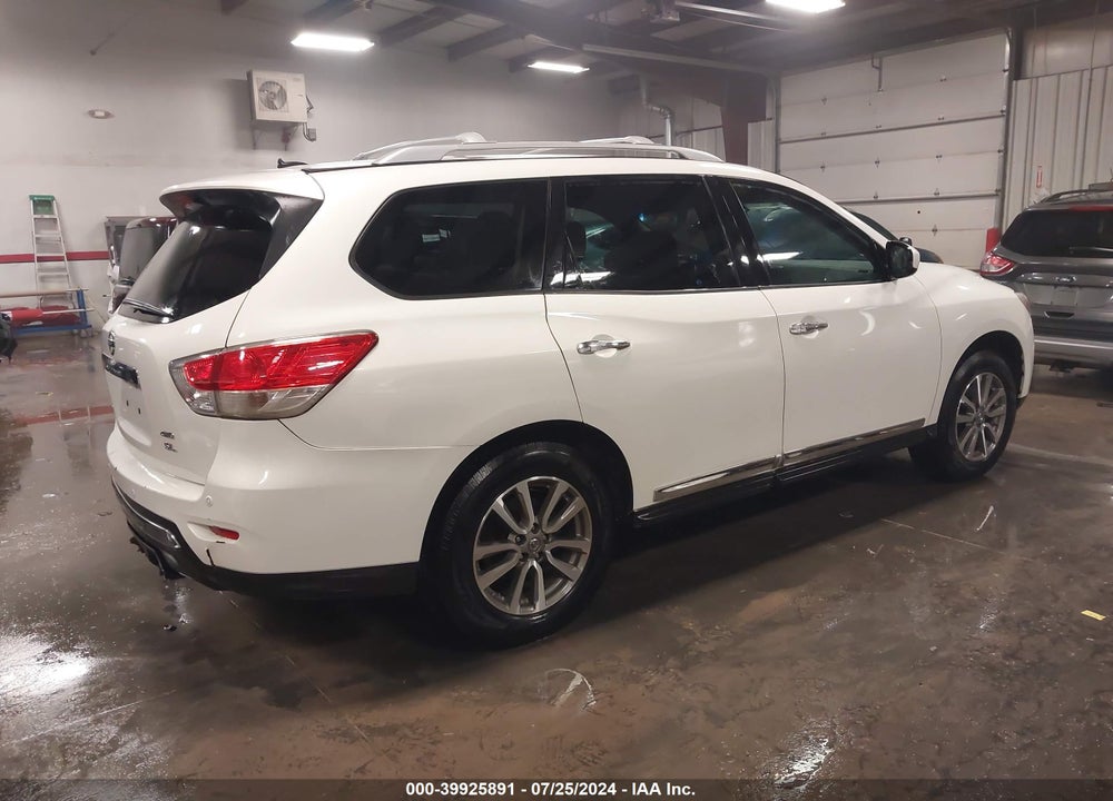 2013 NISSAN PATHFINDER SL VIN: 5N1AR2MM0DC634220