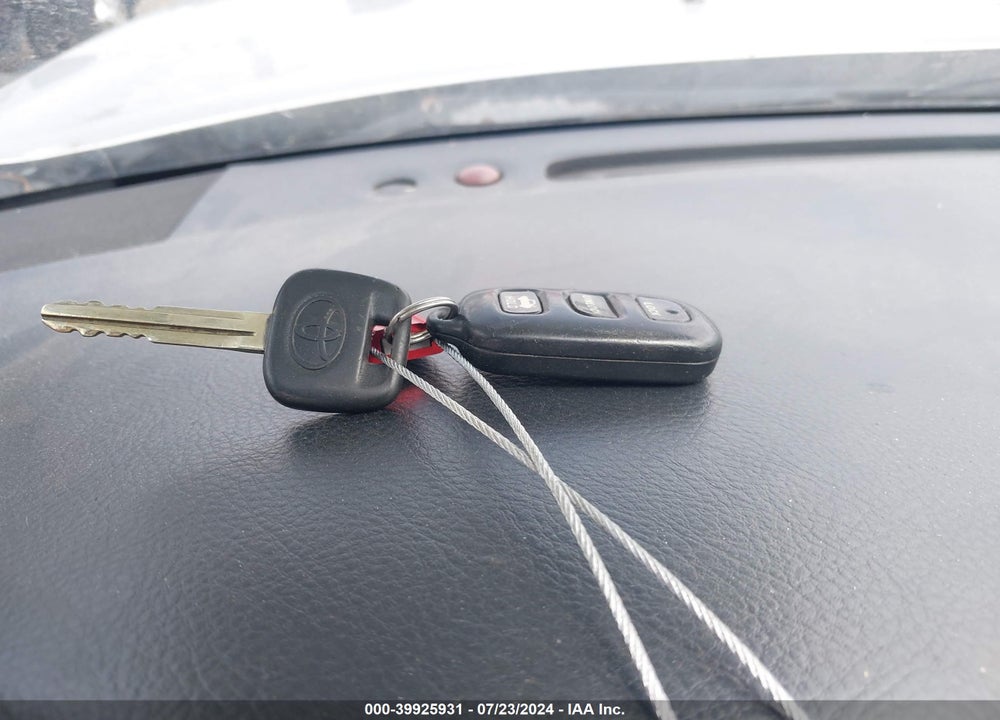 2006 TOYOTA CAMRY SE VIN: 4T1BE32K86U105313