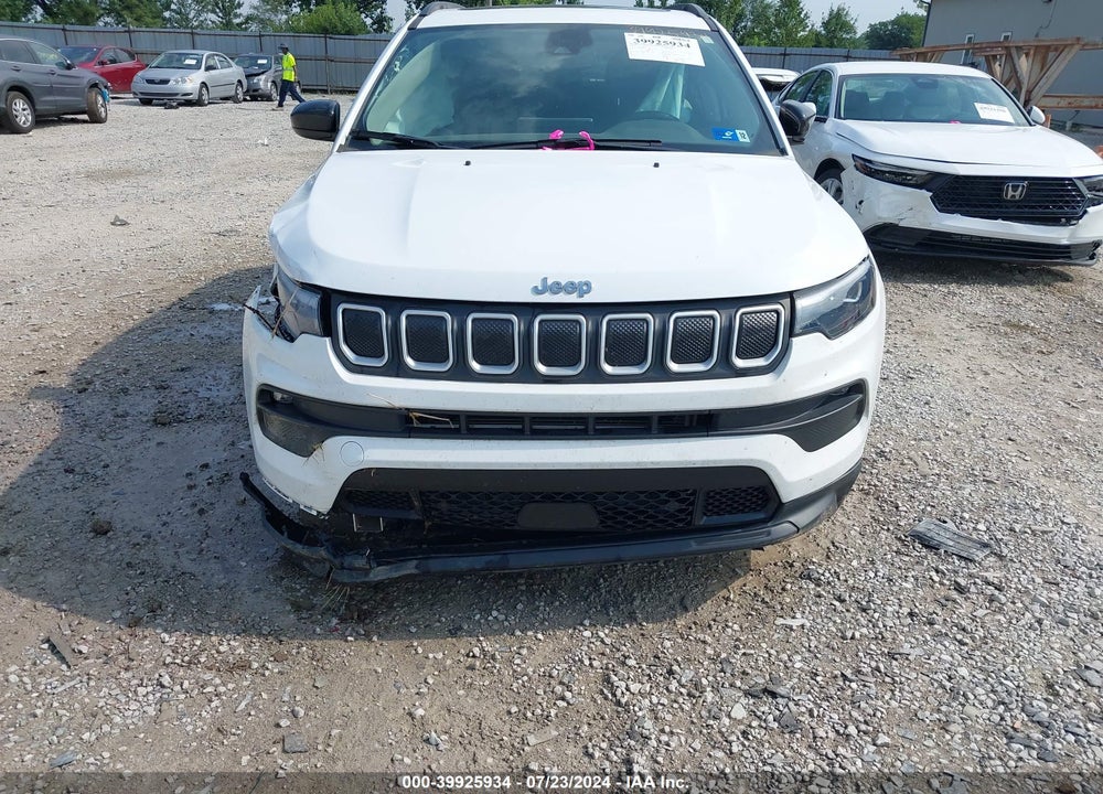 2022 JEEP COMPASS LATITUDE LUX 4X4 VIN: 3C4NJDFB6NT113352
