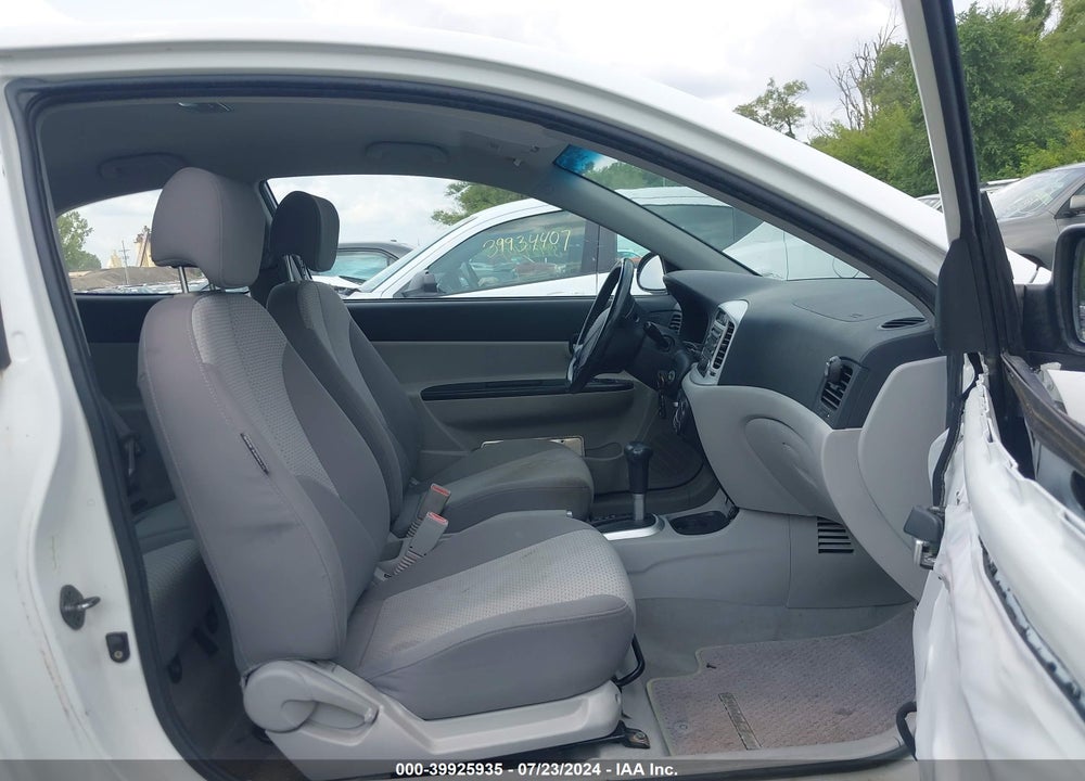 2007 HYUNDAI ACCENT SE VIN: KMHCN36C57U033446