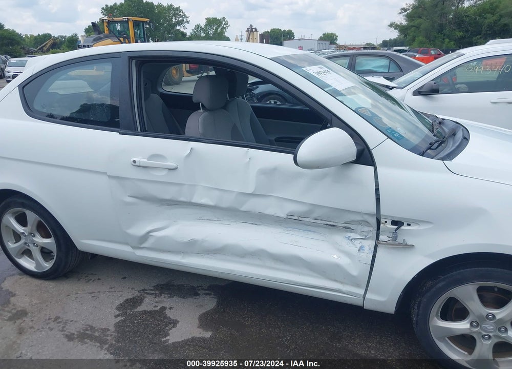 2007 HYUNDAI ACCENT SE VIN: KMHCN36C57U033446
