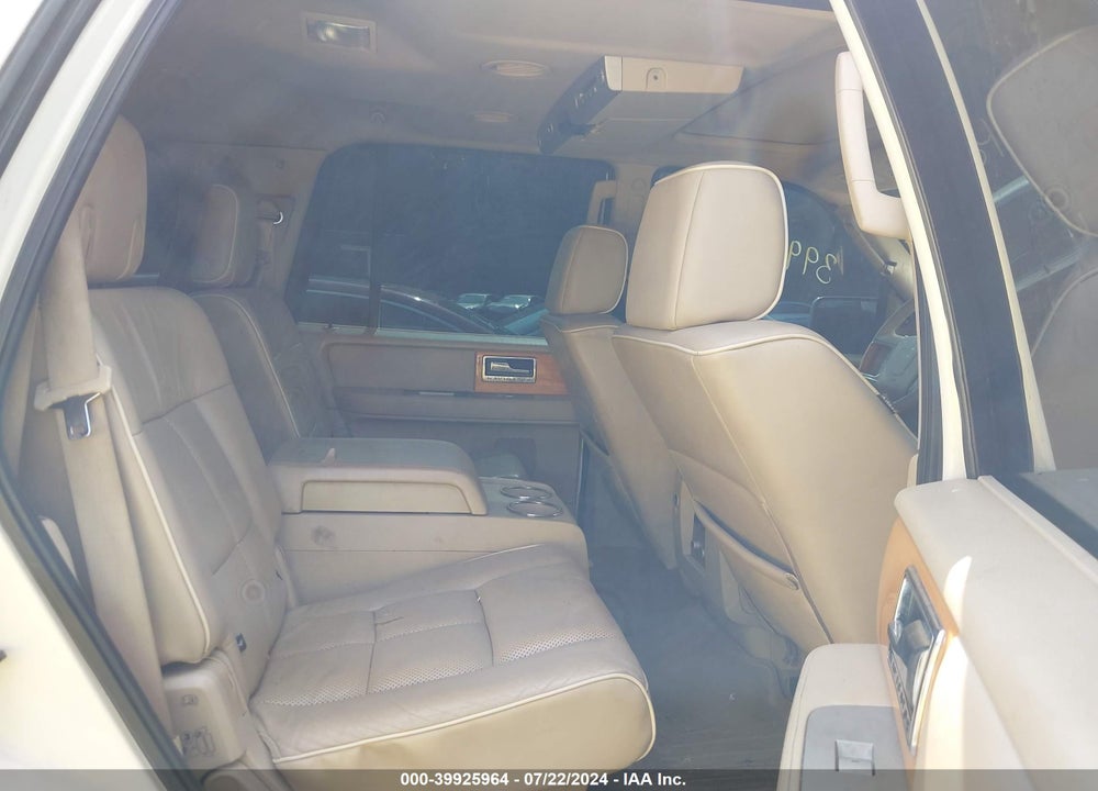 2007 LINCOLN NAVIGATOR VIN: 5LMFU28557LJ00901