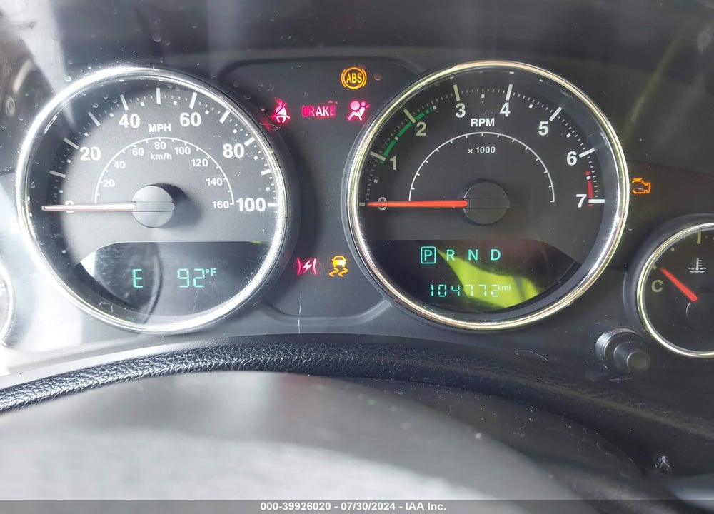 2014 JEEP WRANGLER UNLIMITED SAHARA VIN: 1C4BJWEG8EL304553