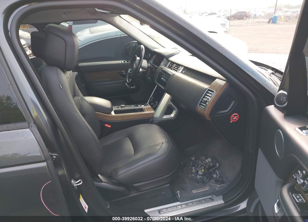 2018 LAND ROVER RANGE ROVER 3.0L V6 SUPERCHARGED HSE VIN: SALGS2SV6JA511410