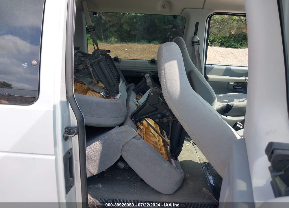 2006 FORD E-350 SUPER DUTY XL/XLT VIN: 1FBSS31L46DA38933
