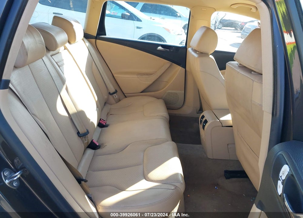 2007 VOLKSWAGEN PASSAT 2.0T VIN: WVWLK73C87E007748