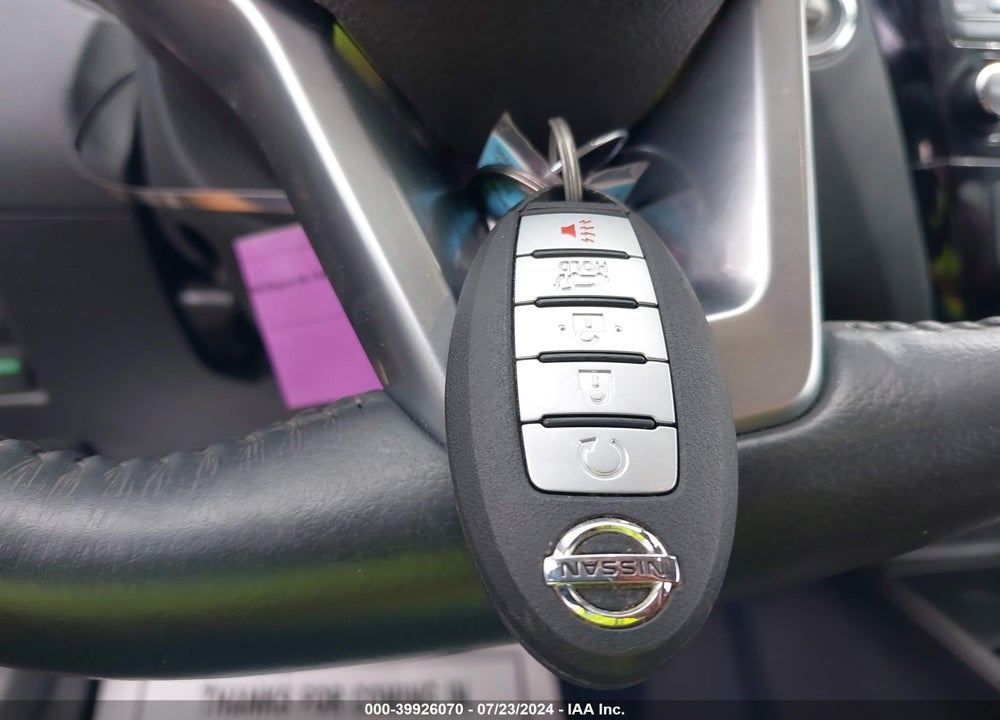 2017 NISSAN ROGUE SL VIN: 5N1AT2MT6HC883698