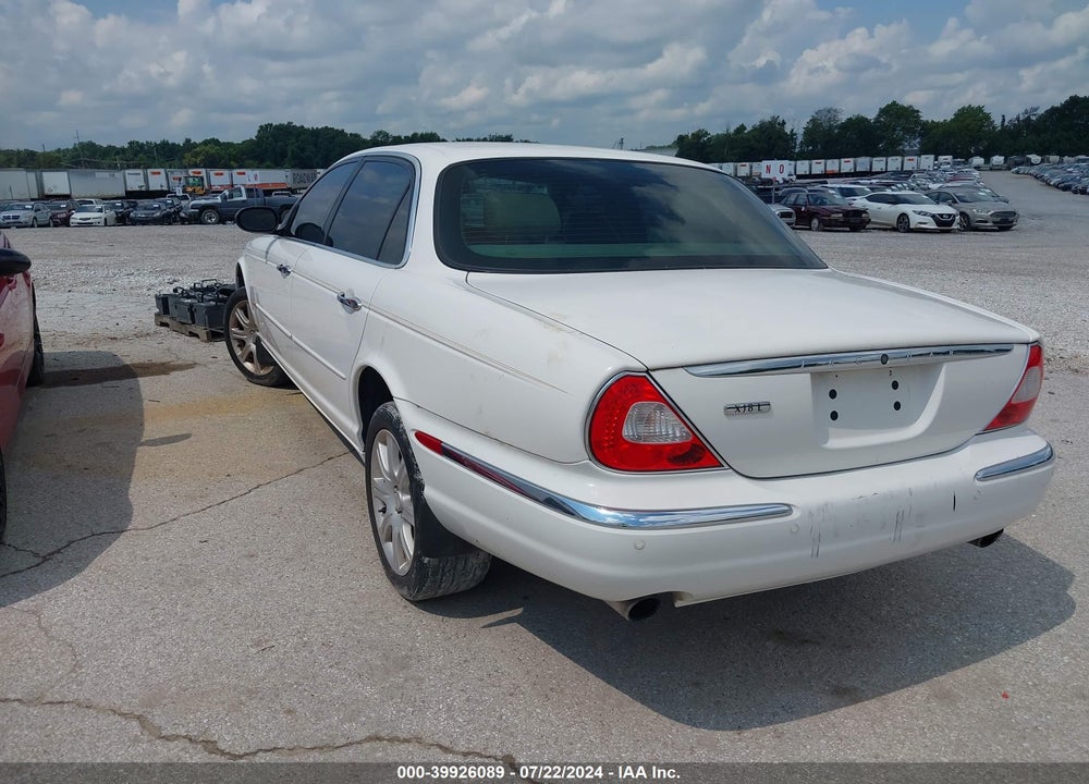 2005 JAGUAR XJ XJ8 L VIN: SAJWA79C05SG48144