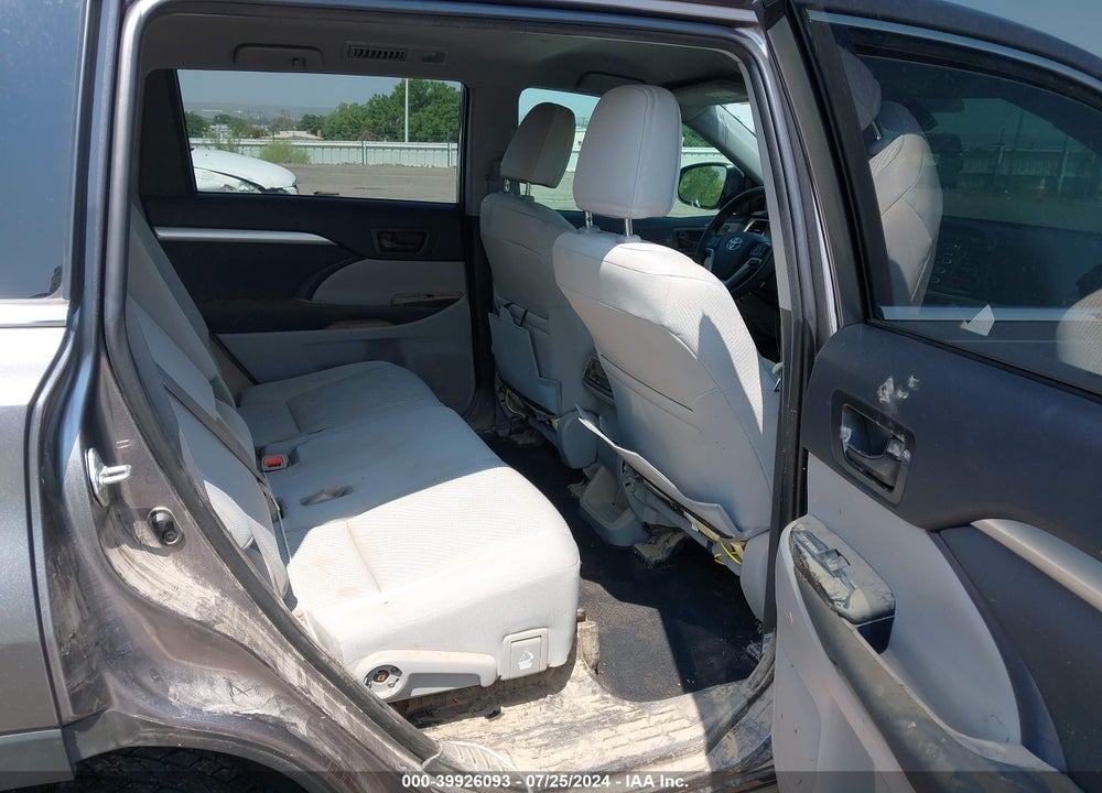 2019 TOYOTA HIGHLANDER VIN: 5TDBZRFH5KS738604