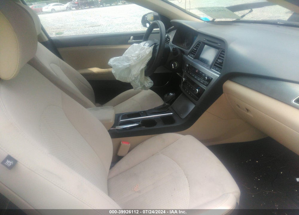 2016 HYUNDAI SONATA SE VIN: 5NPE24AFXGH368788