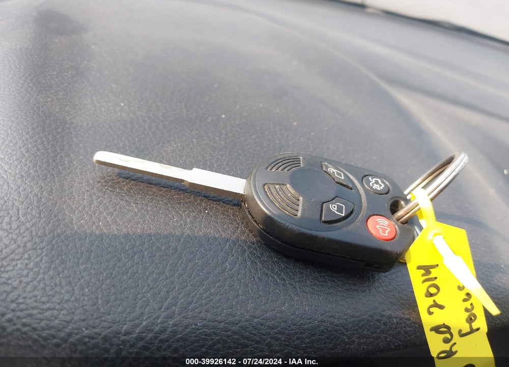 2014 FORD FOCUS SE VIN: 1FADP3F22EL184313