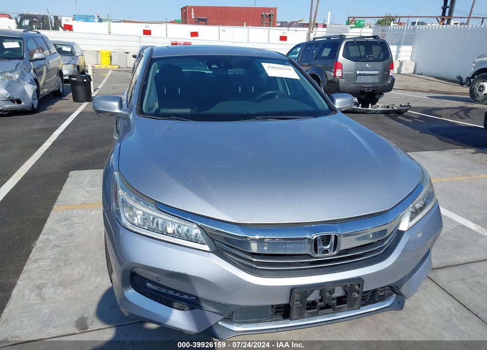2017 HONDA ACCORD TOURING V6 VIN: 1HGCR3F93HA033205