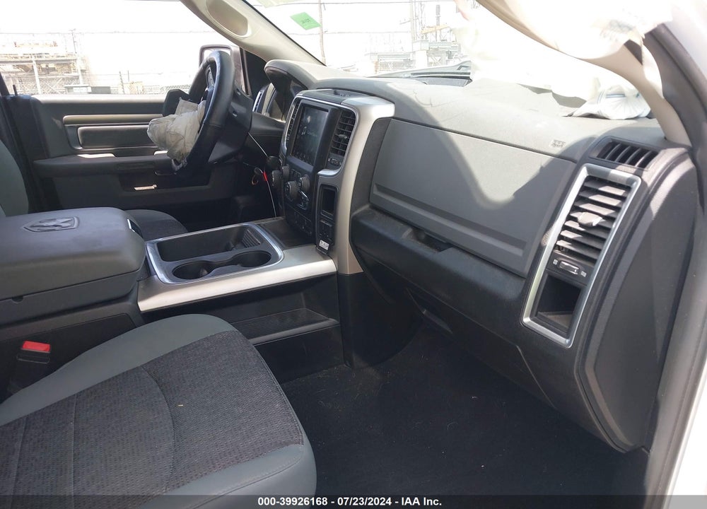 2020 RAM 1500 CLASSIC SLT 4X2 6'4 BOX VIN: 1C6RR6TT2LS133722