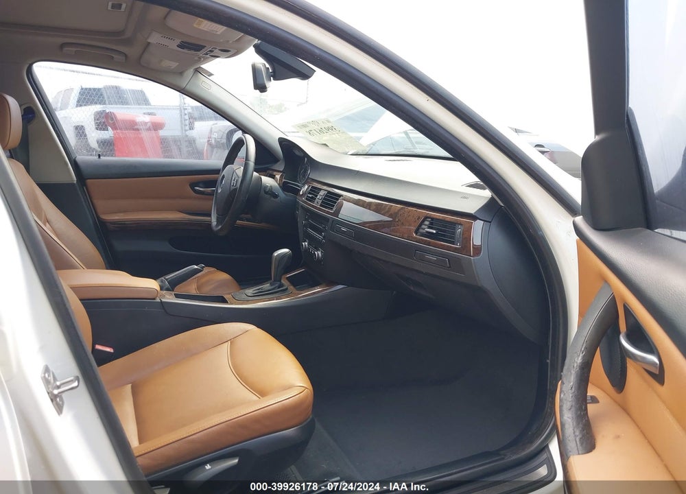 2010 BMW 328I VIN: WBAPH5G59ANM36014