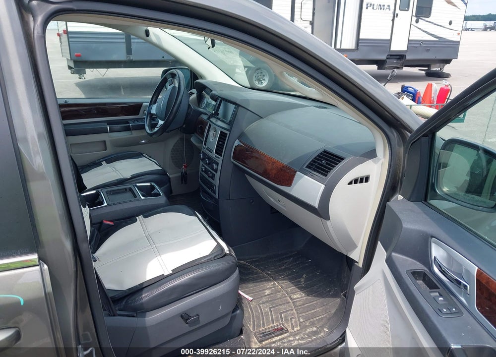 2010 CHRYSLER TOWN & COUNTRY TOURING PLUS VIN: 2A4RR8DX9AR321040