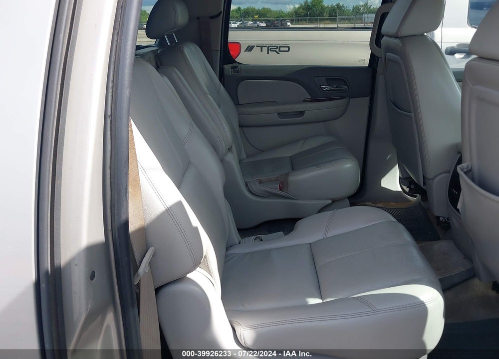 2007 CHEVROLET SUBURBAN 1500 LT VIN: 3GNFC160X7G246646