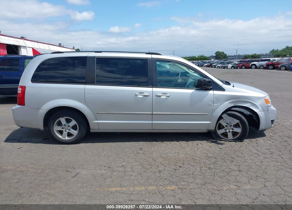 2010 DODGE GRAND CARAVAN SXT VIN: 2D4RN5D18AR458663