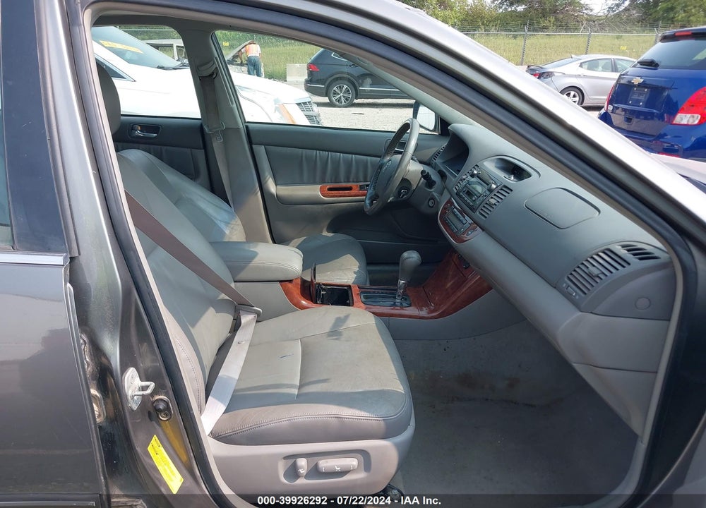 2005 TOYOTA CAMRY XLE V6 VIN: 4T1BF30K25U609032