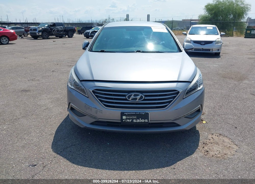 2015 HYUNDAI SONATA SE VIN: 5NPE24AF1FH156313
