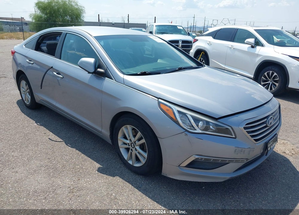 2015 HYUNDAI SONATA SE VIN: 5NPE24AF1FH156313