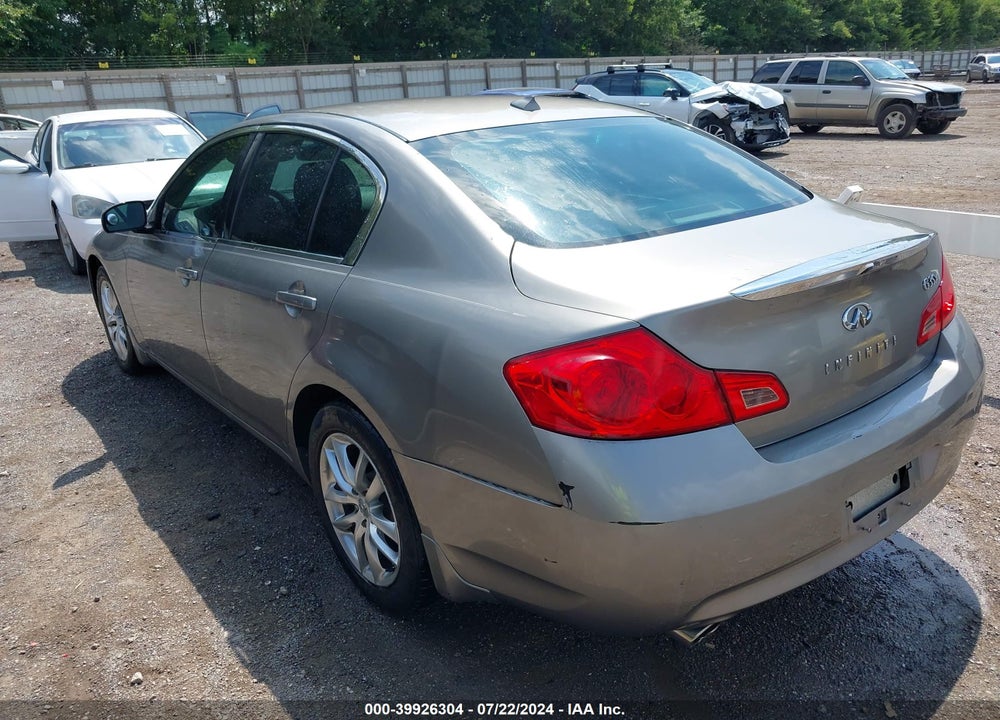 2007 INFINITI G35X VIN: JNKBV61F17M817639