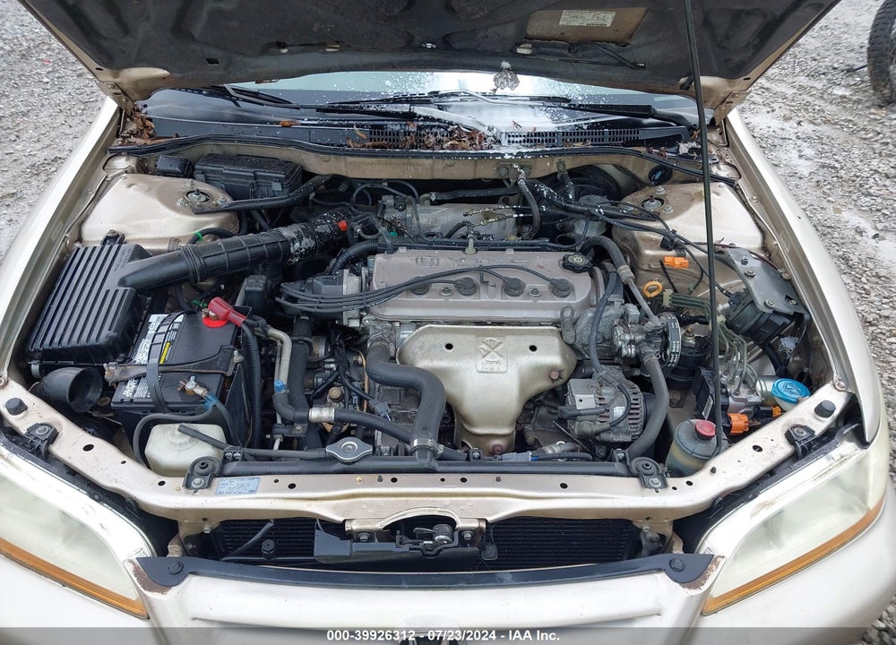 2001 HONDA ACCORD 2.3 EX VIN: 1HGCG56641A068803