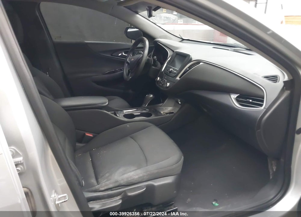 2017 CHEVROLET MALIBU LS VIN: 1G1ZB5ST5HF136941