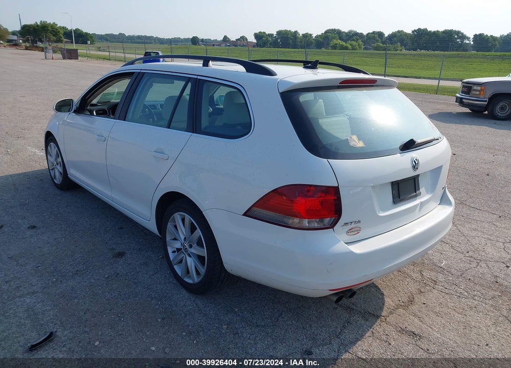 2013 VOLKSWAGEN JETTA SPORTWAGEN 2.0L TDI VIN: 3VWPL7AJ2DM624162