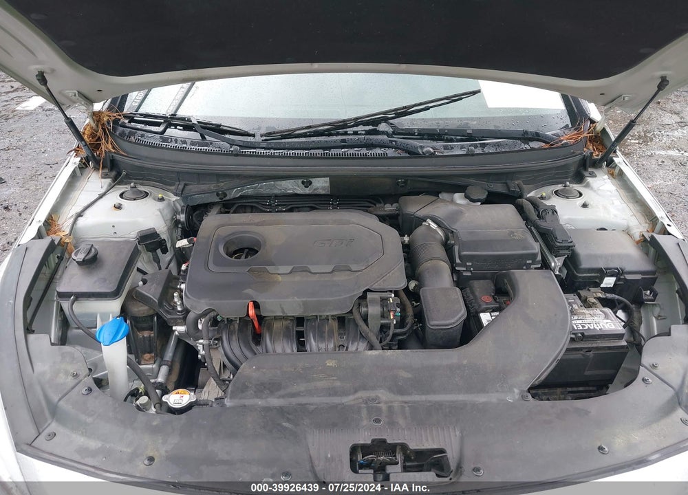 2015 HYUNDAI SONATA SE VIN: 5NPE24AF0FH246696